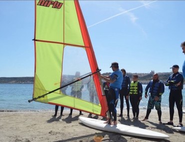 Start Windsurfing Anfänger Kurs - Mellieha Bay