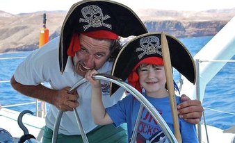 4-stündige Katamaran Segel-Tour -  Strände von Papagayo - Gold (Familie) von Fuerteventura