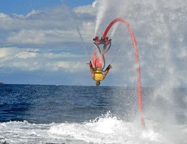 Flyboarding in Playa Blanca