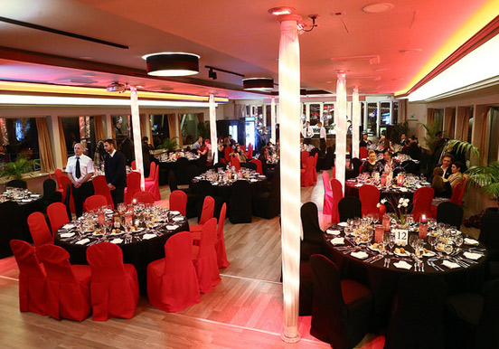 dinner and cruise in Budapest on Christmas eve