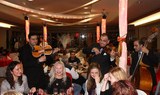 live music over dinner cruise on Christmas eve in Budapest