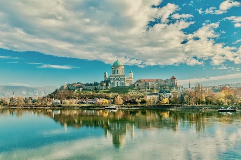 Esztergom basilica view from the water.jpg