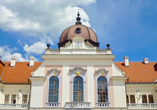 Queen Elisabeth Sisi Tour from Budapest.jpg