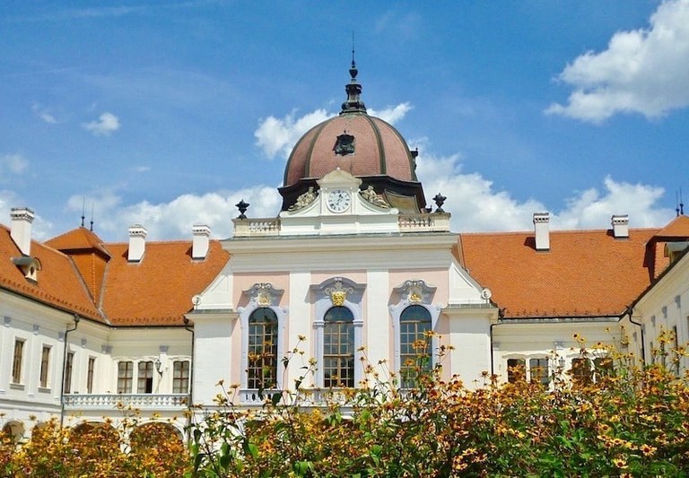 Budapest tour to Godollo.jpg
