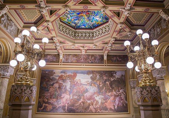 Pesti Vigadó interiors