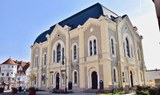 Retkozi museum previously Kisvarda Synagogue.jpg