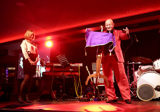 magic show at the New Year's eve party cruise in Budapest