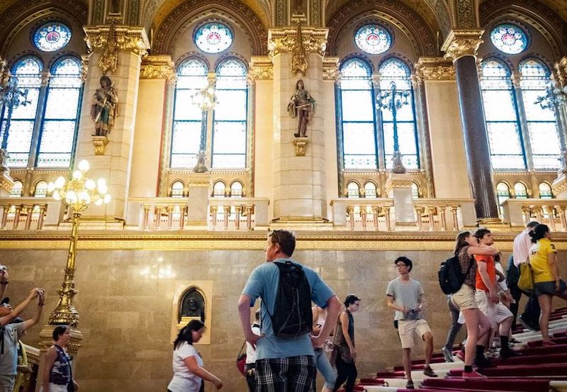 Visit Parliament building Budapest.jpg