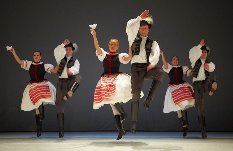 Budapest Folklore performance.jpg