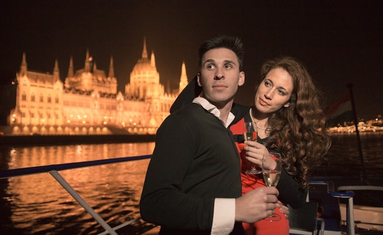 Budapest night cruise with drinks.jpg