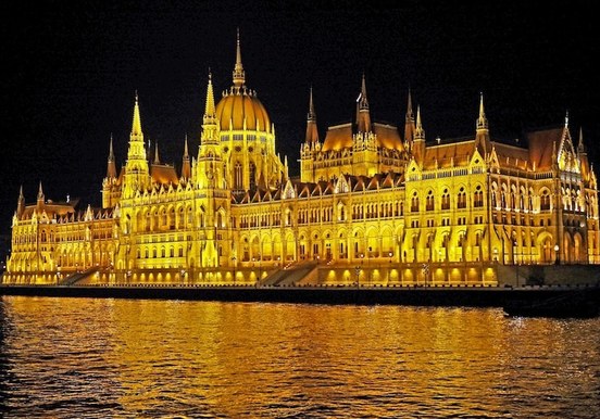Evening cruise with view of Parliament.jpg