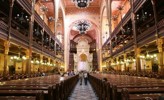 Private Jewish Heritage Grand Walking Tour Budapest