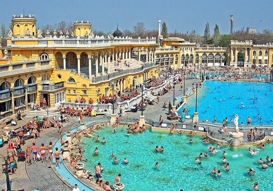 Széchenyi spa outdoor swim in Budapest