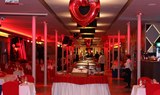 celebrate your romantic Valentine's dinner on a Budapest cruise ship
