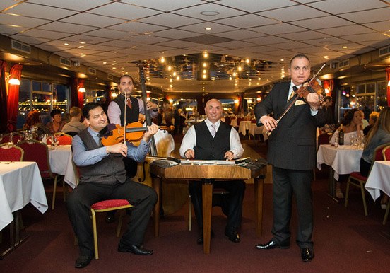 live music at Budapest cruise