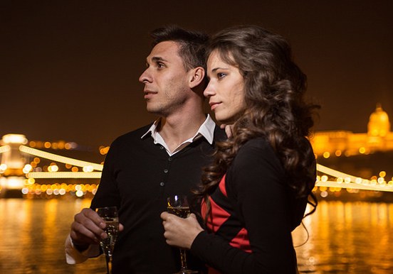 Wine tasting with live music