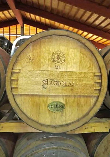 wine barrels in Dolianova