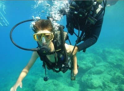 Junior diving course in Gozo island.jpg