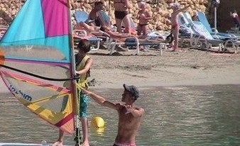 Discover Windsurfing in Malta (Junior)