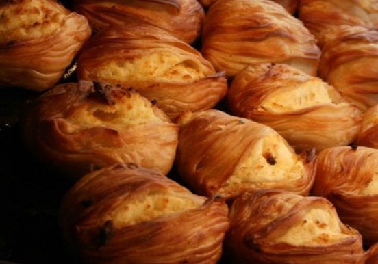 Delicious maltese pastry - Pastizzi.jpg