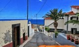 Camara de Lobos colorful houses