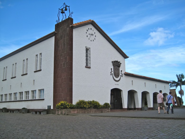 Santana Church_1.jpg