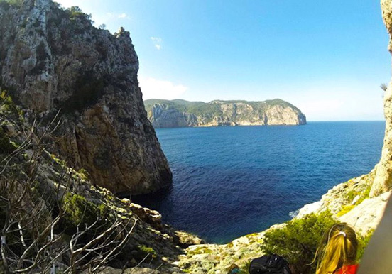 Cala d' Albarca hiking tour
