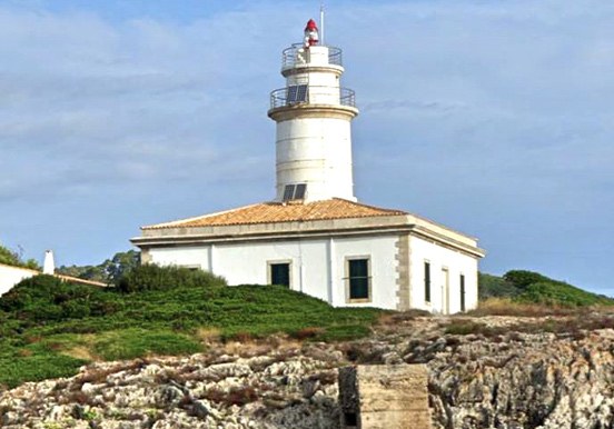 Alcanada island lighthouse
