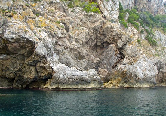 see Mallorca cliffs via jet ski excursion