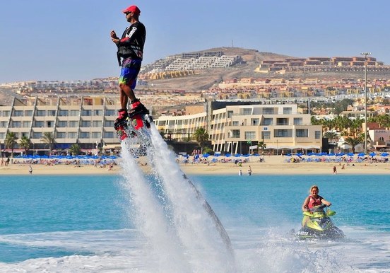 Caleta de Fuste flyboard.jpg