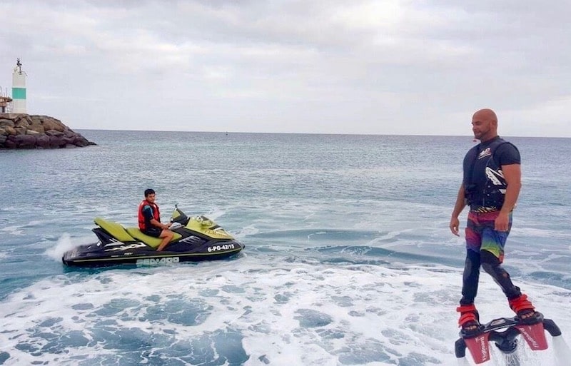 Flyboard adrenaline Caleta Fuste.jpg