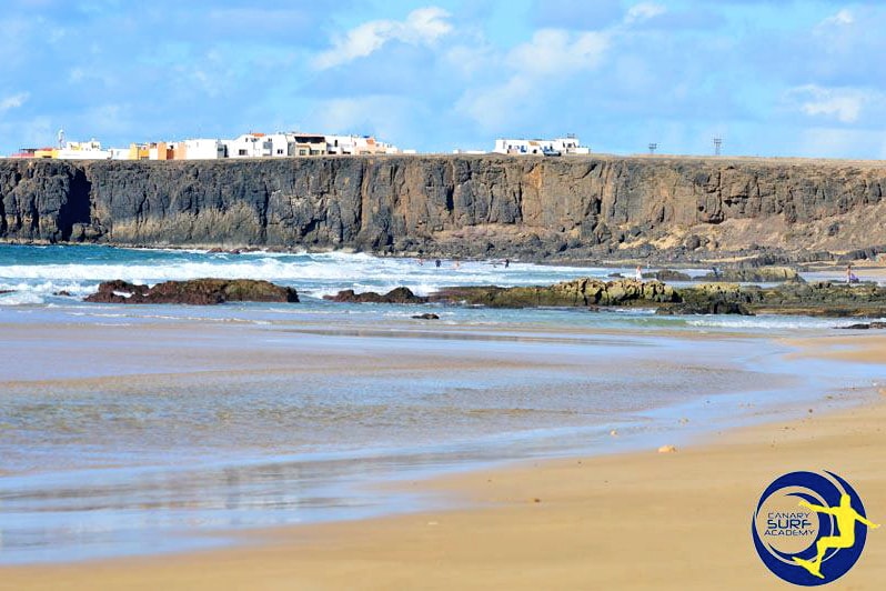 Practise paddle surfing in Caleta Fuste.jpg