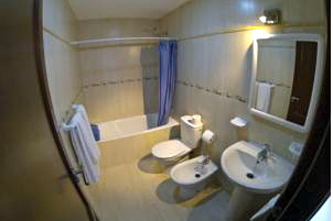 Caleta de Fuste bathroom for surf camp