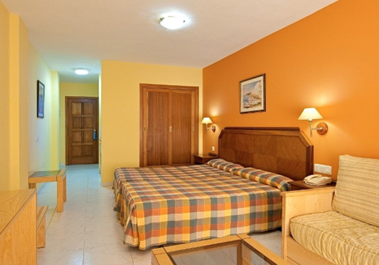 Hotel Elba Castillo bedroom for surf camp
