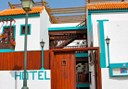 Hotel La Casita for surf camp