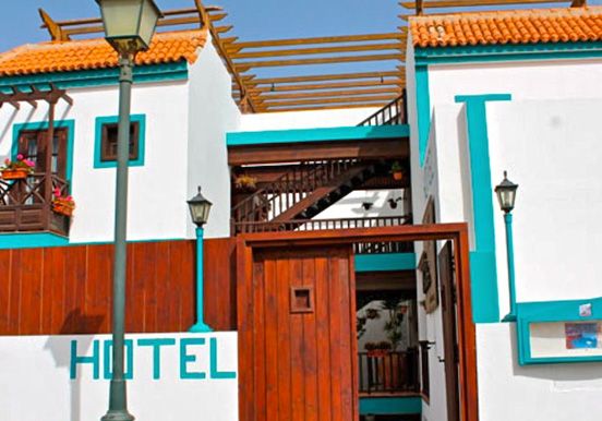 Hotel La Casita for surf camp