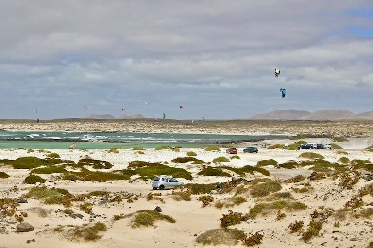 Beautiful lagoon Fuerteventura bike tour-min.jpg