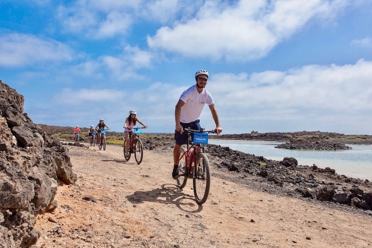 Boat trip to Lobos with e-bike tour.jpg