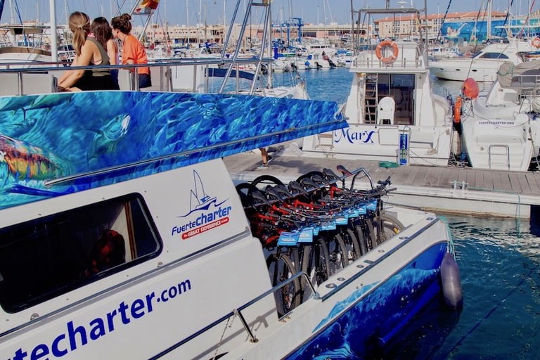 Lobos boat trip departing Corralejo.jpg