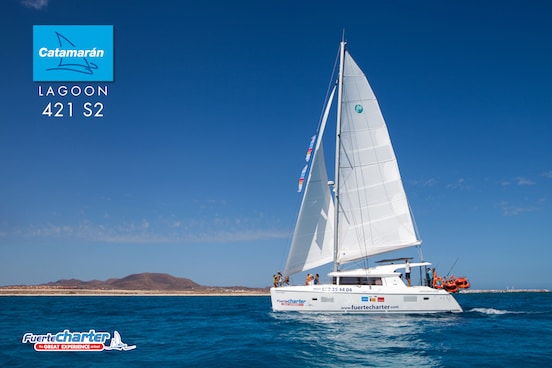Private charter Lagoon 421 S2.jpg