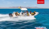 Speed boat to Isla de los Lobos.jpg
