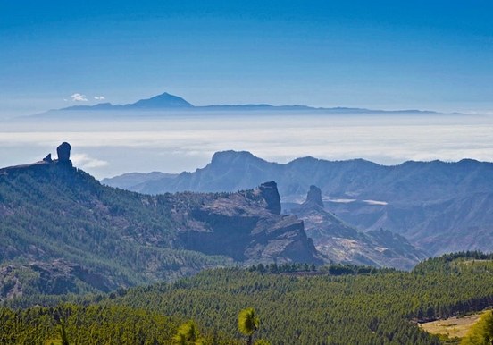 Roque Nublo Gran Canaria with Teide as backdrop.jpg
