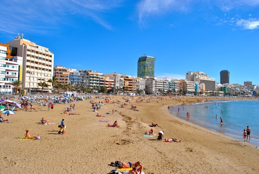 Las Canteras beach, Las Palmas de Gran Canaria.jpg