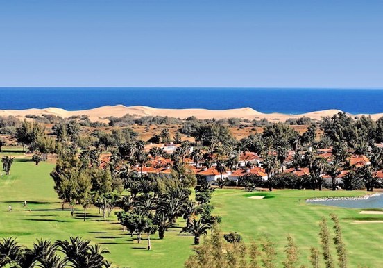 Golf course sand dunes of Maspalomas and the ocean.jpg