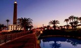 maspalomas lighthouse by night.jpg