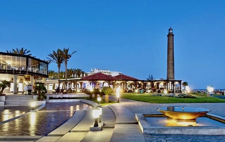 night view in Maspalomas.jpg