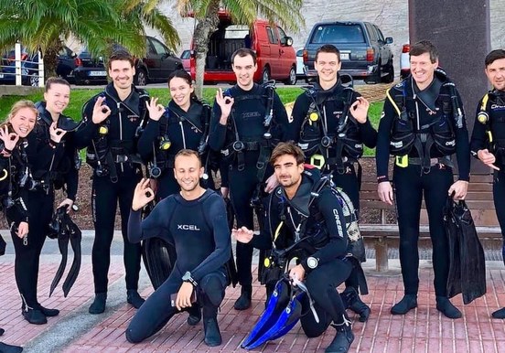 group of divers in Playa del Ingles.jpg