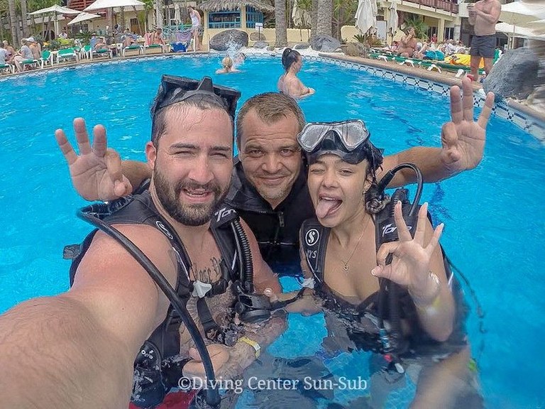 Try scuba diving Gran Canaria.jpg
