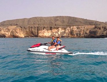 Jet ski