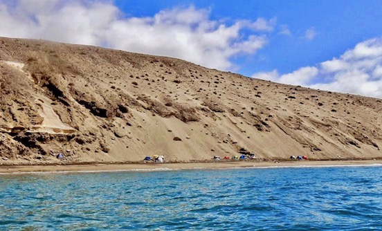 Kayak to remote beaches of Gran Canaria.jpg